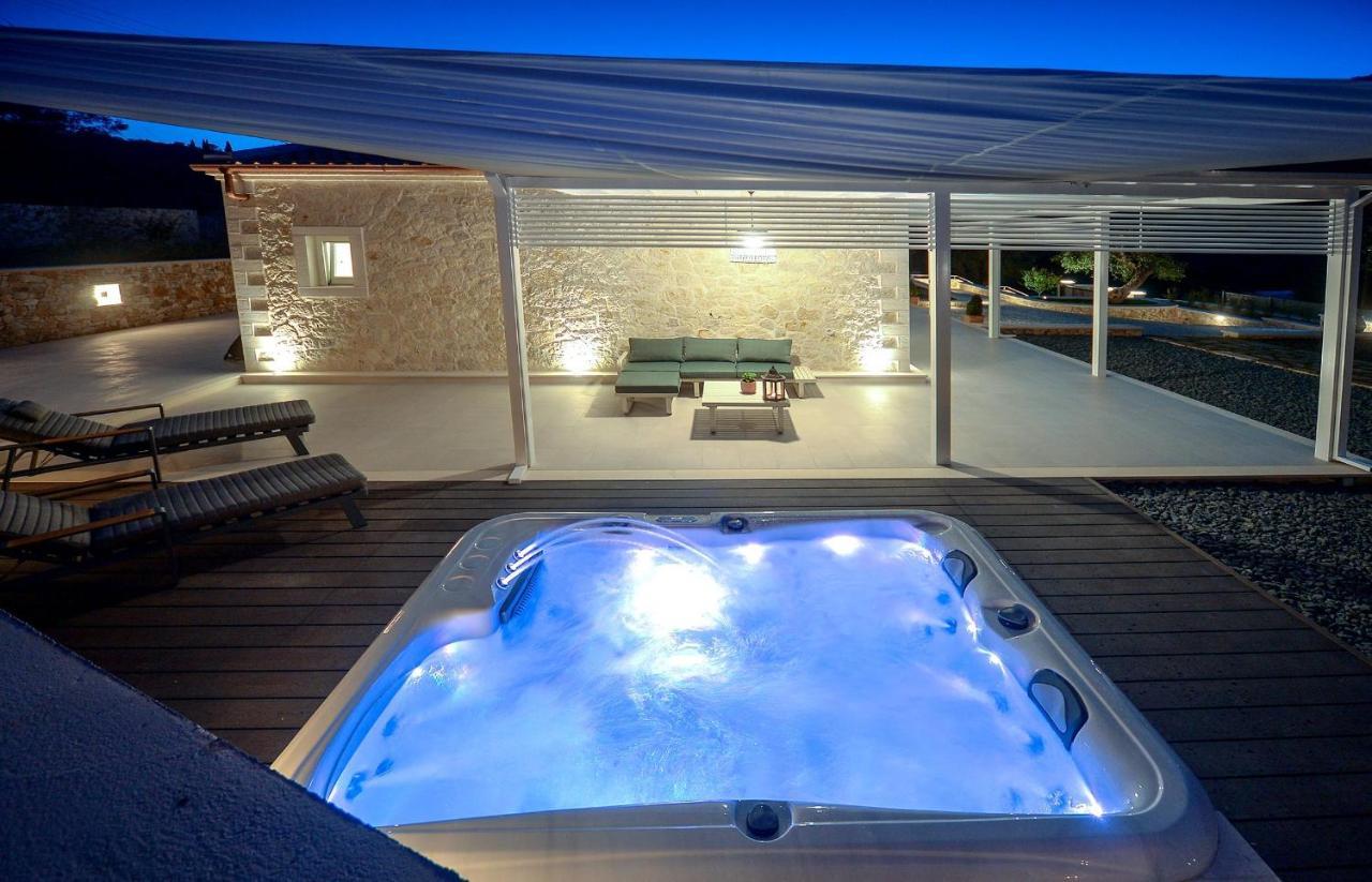 Paxos Luxury Living Junior Suites 가이오스 외부 사진