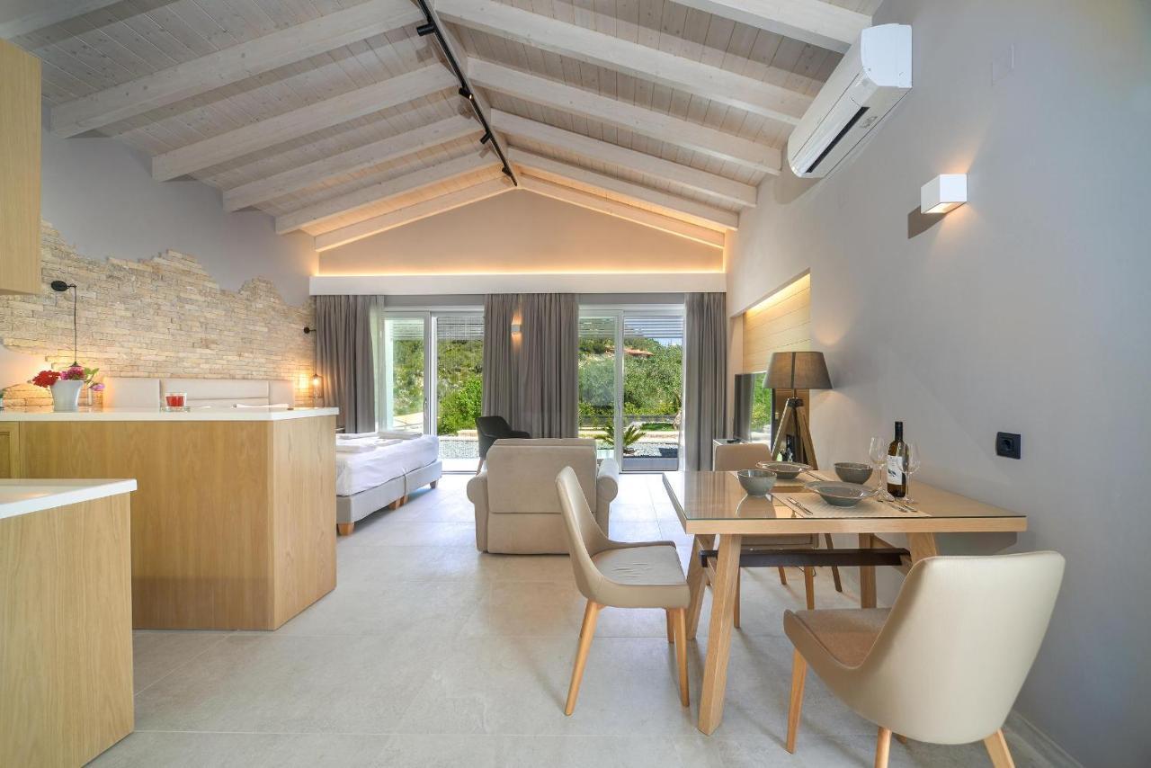 Paxos Luxury Living Junior Suites 가이오스 외부 사진