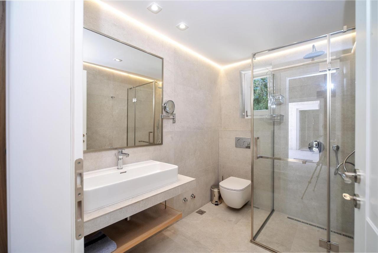 Paxos Luxury Living Junior Suites 가이오스 외부 사진
