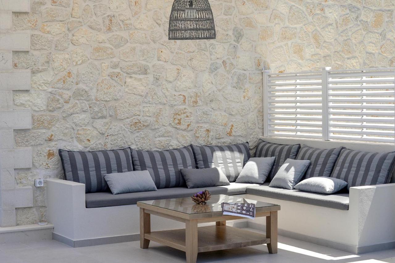 Paxos Luxury Living Junior Suites 가이오스 외부 사진